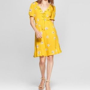 Who What Wear Floral Puff Sleeve Lace Up Dress